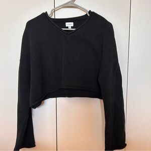 Black cropped sweater